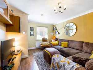 Living Room- click for photo gallery